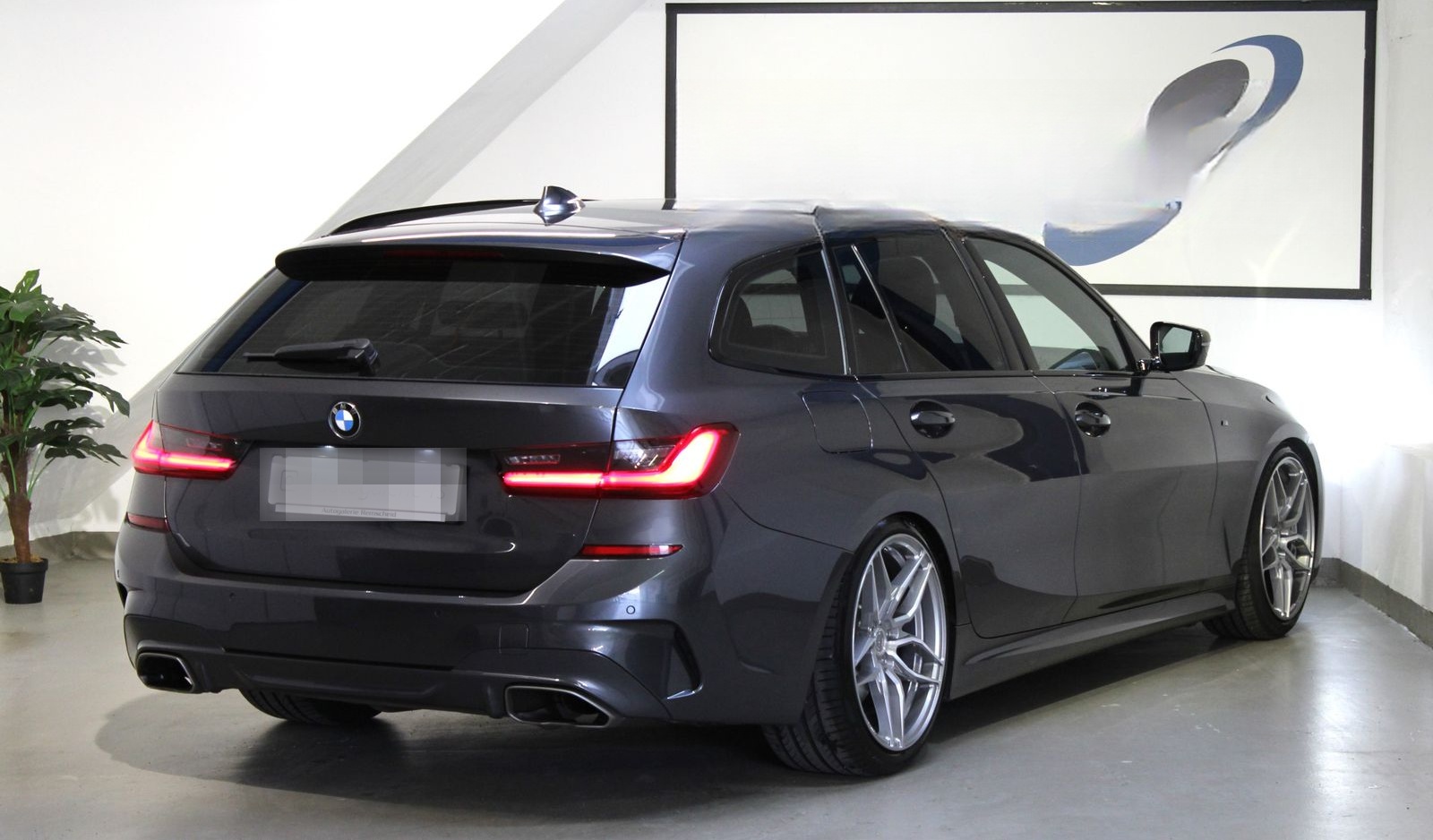 BMW M340i xDrive Touring *DEUTSCH*PANO*H&K*EINMALIG! foto 3