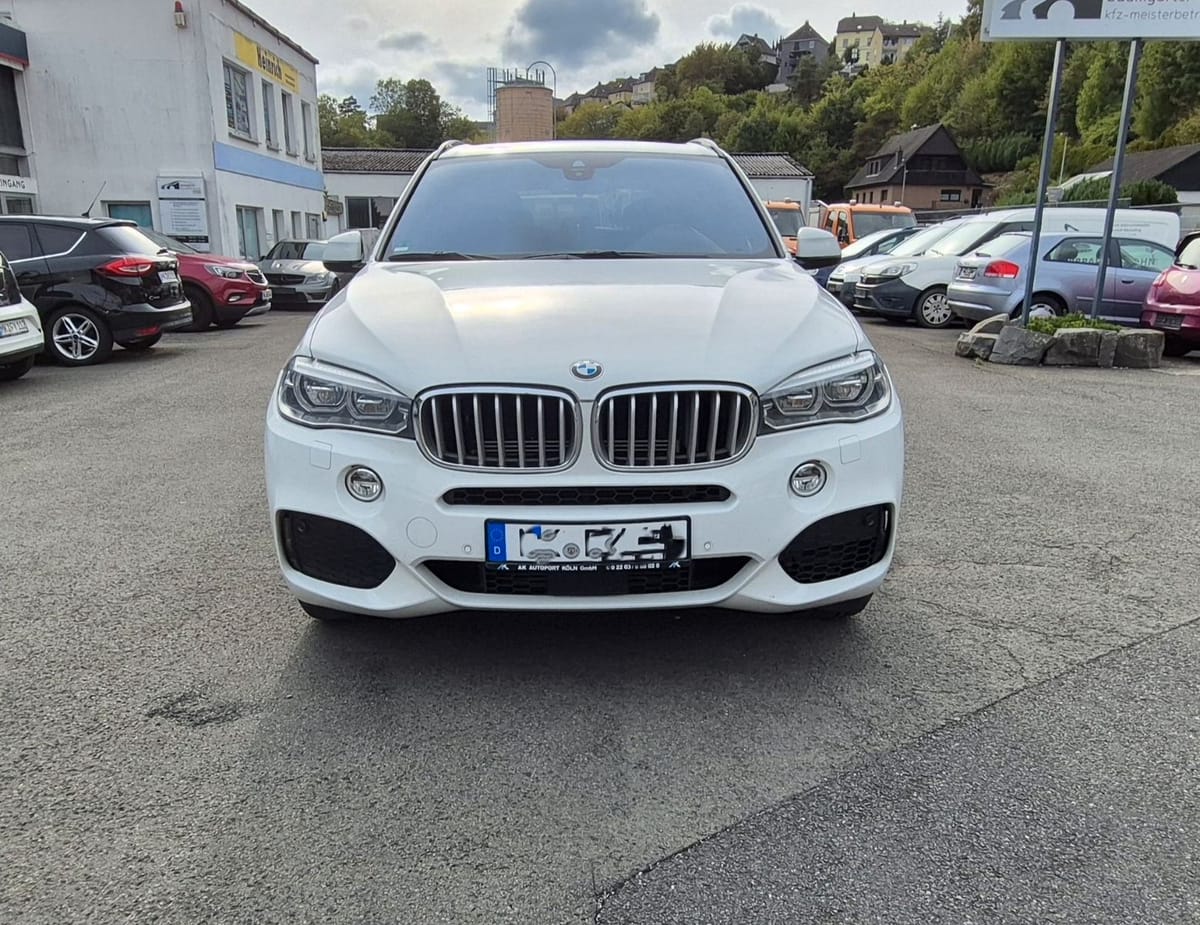 BMW X5 xDrive 40 e foto 2
