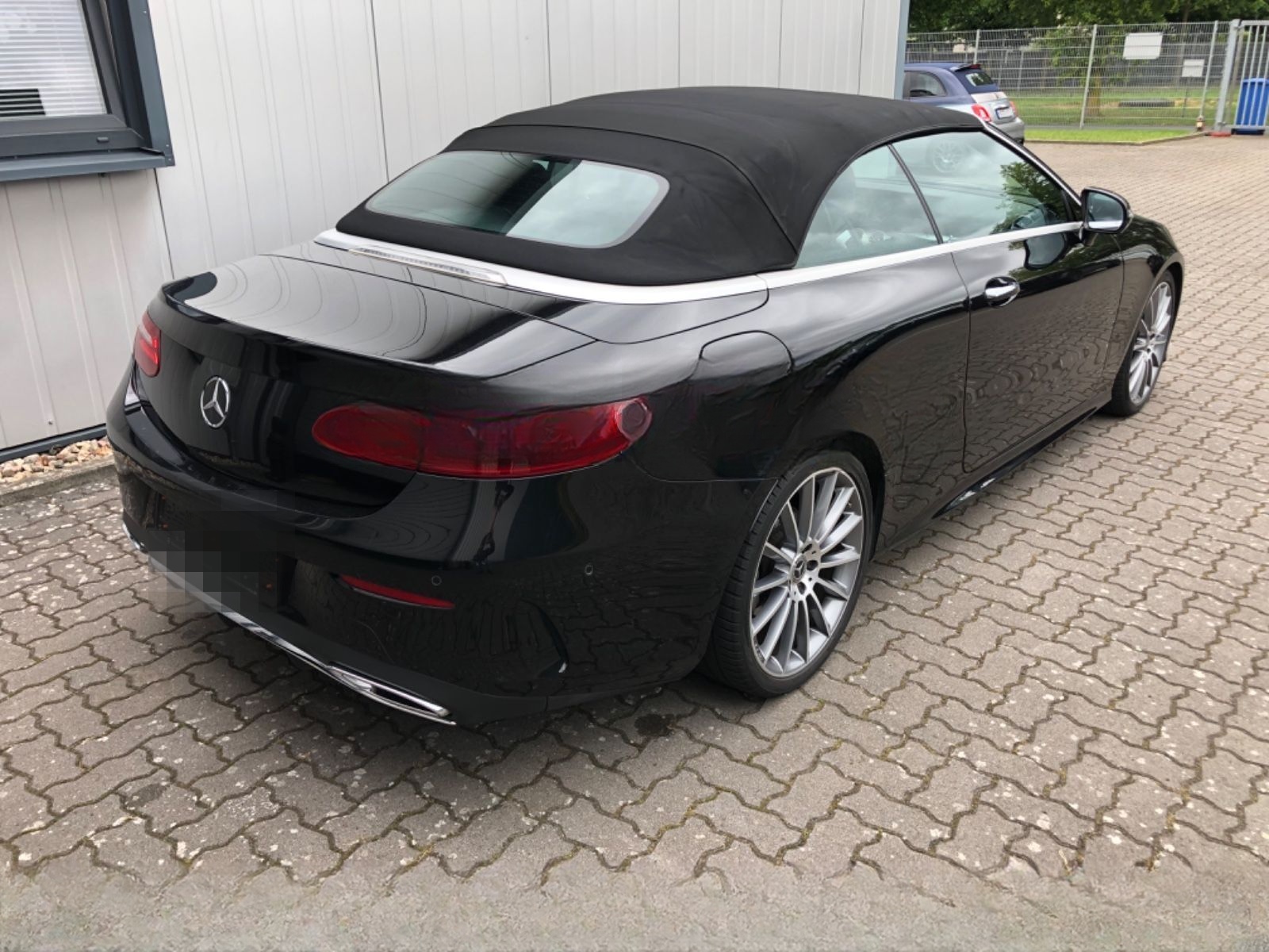 Mercedes-Benz E 300 d Cabrio AMG LINE foto 17