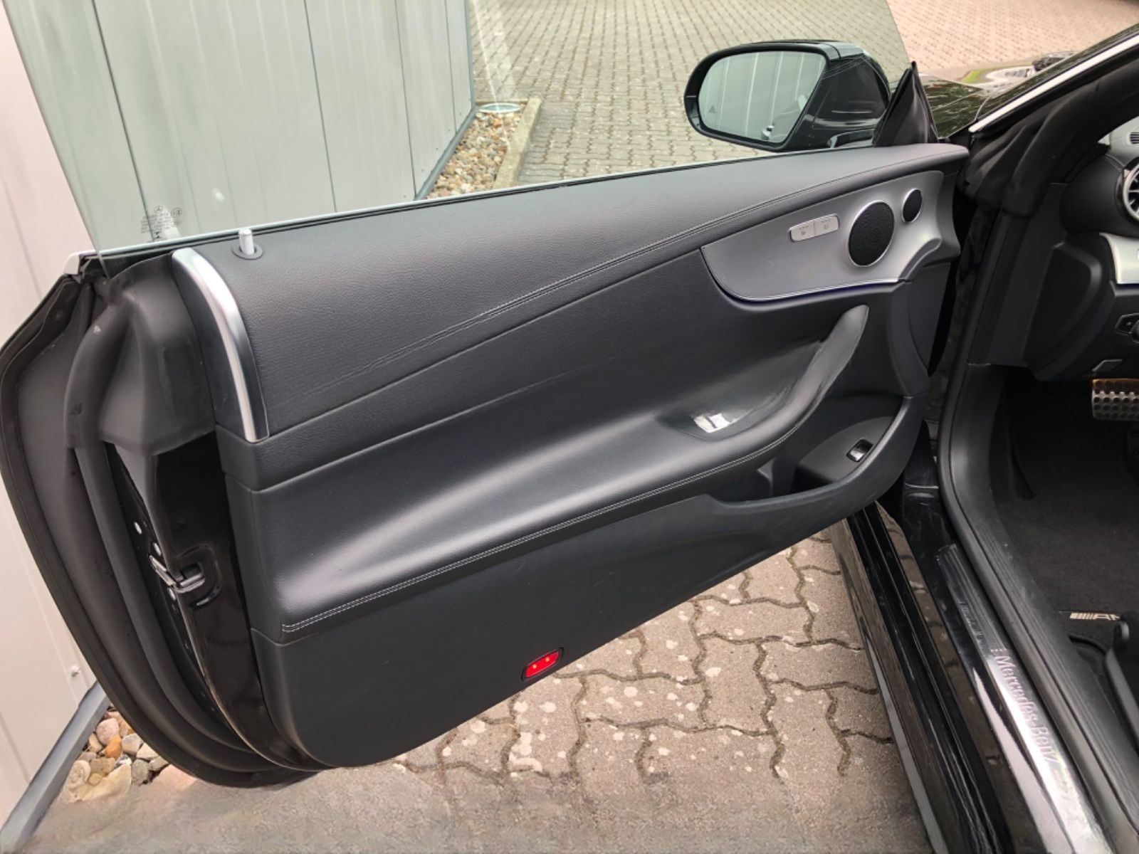 Mercedes-Benz E 300 d Cabrio AMG LINE foto 10