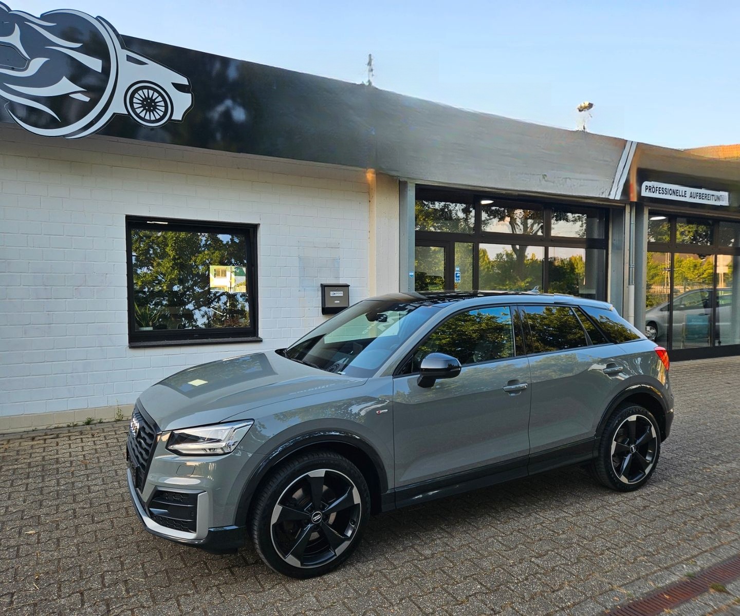 Audi Q2 QUATTRO design BANG OLUFSEN PANORAMA VOLL TOP foto 2