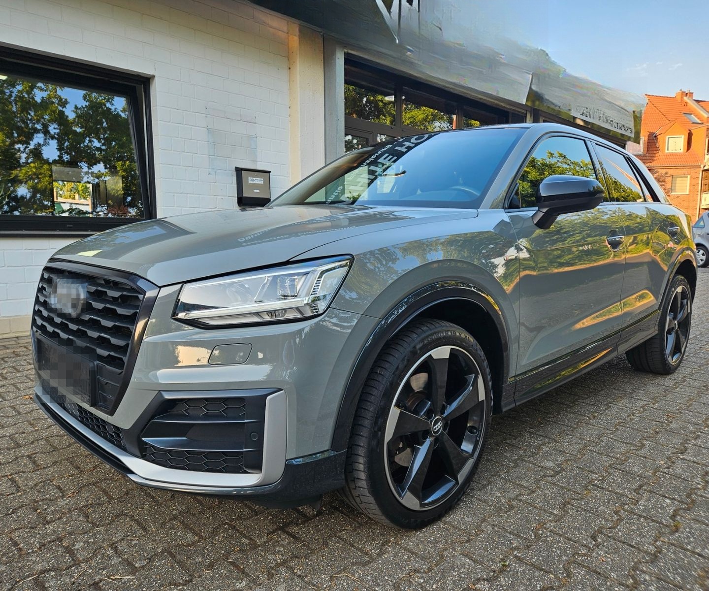 Audi Q2 QUATTRO design BANG OLUFSEN PANORAMA VOLL TOP foto 3