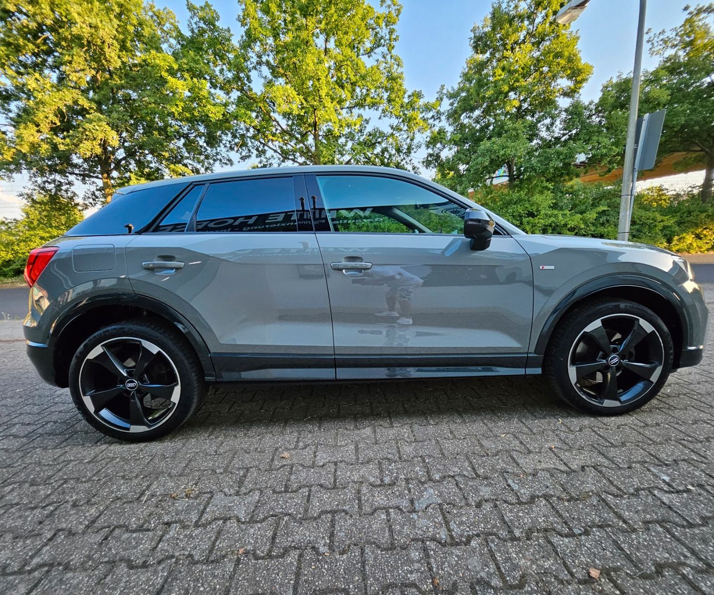 Audi Q2 QUATTRO design BANG OLUFSEN PANORAMA VOLL TOP foto 8