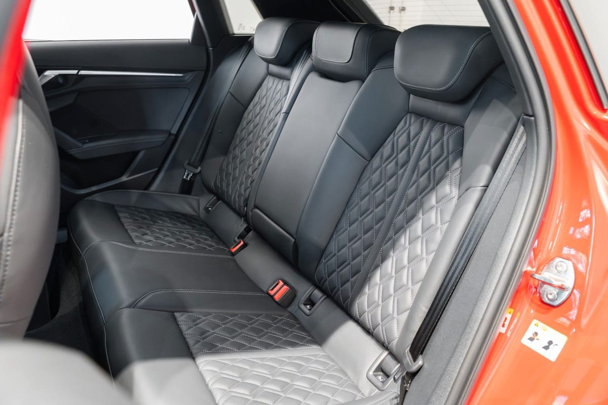 Audi S3 Sportback PANO B&O NAPPA 8-Fach Garantie2028 foto 25