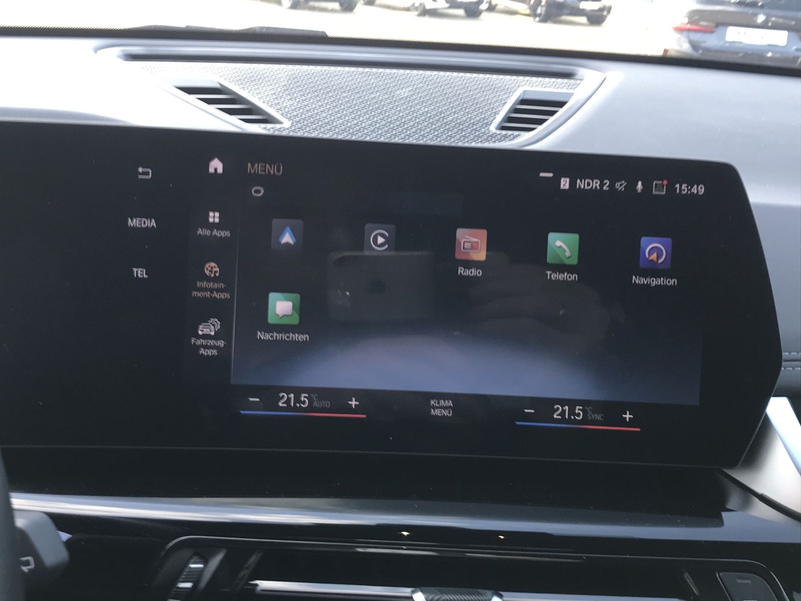 BMW X1 xDrive23d DAB LED RFK AHK el. Sitze PDC foto 15