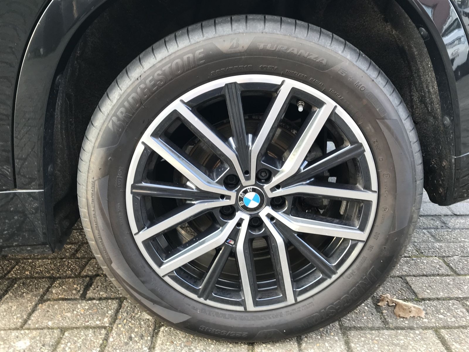 BMW X1 xDrive23d DAB LED RFK AHK el. Sitze PDC foto 25