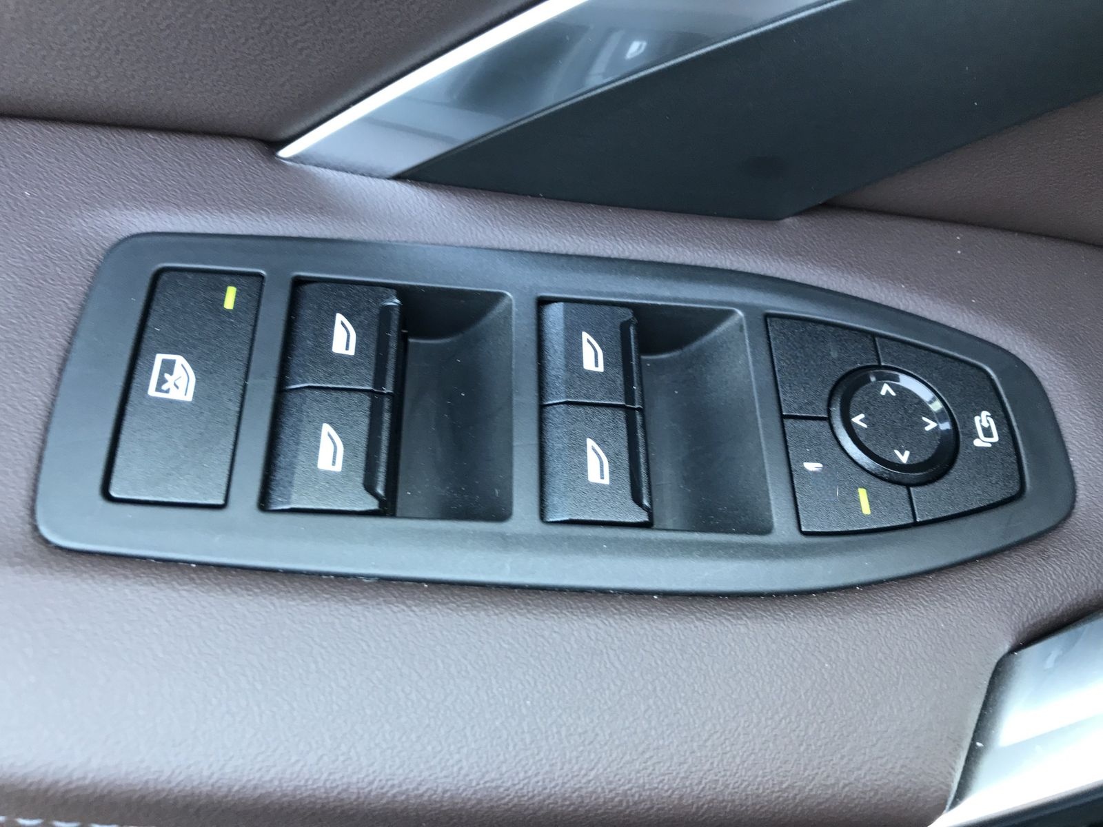 BMW X1 xDrive23d DAB LED RFK AHK el. Sitze PDC foto 9