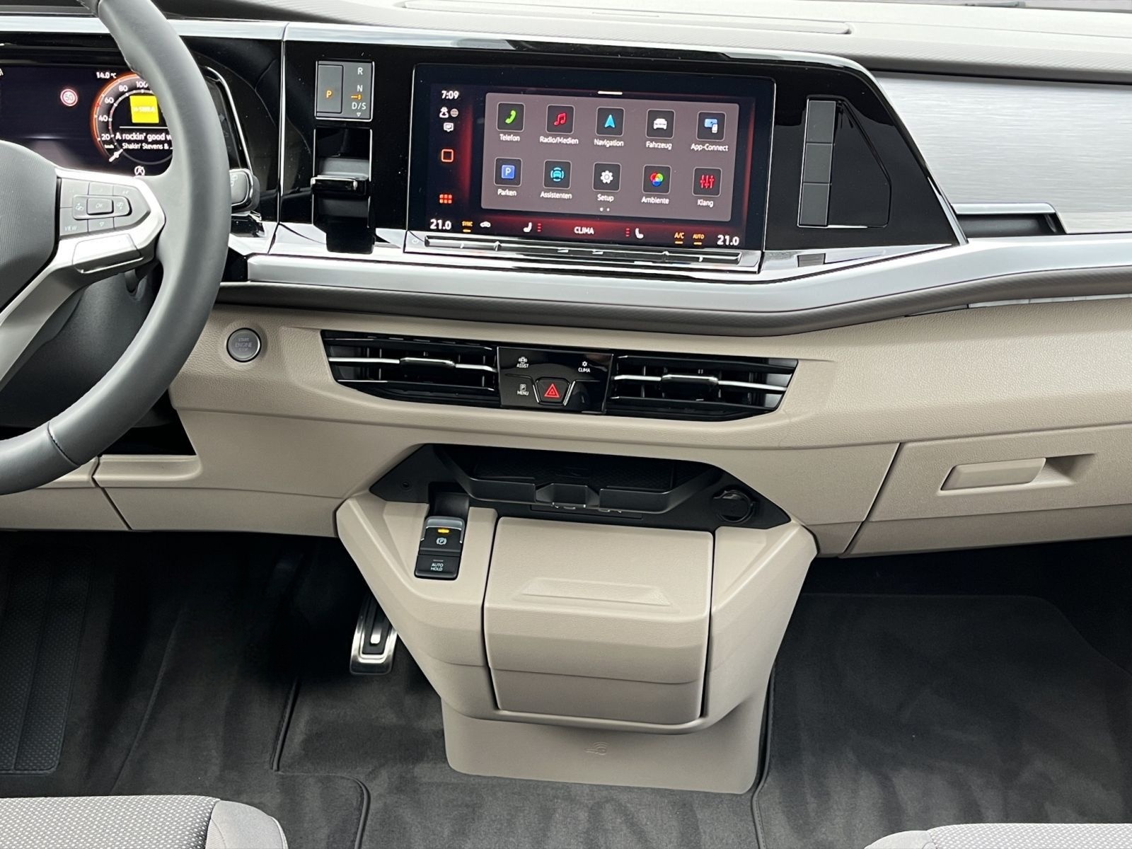 Volkswagen T7 Multivan Goal TDI DSG AHK+Pano+Matrix+ACC+7-S foto 14
