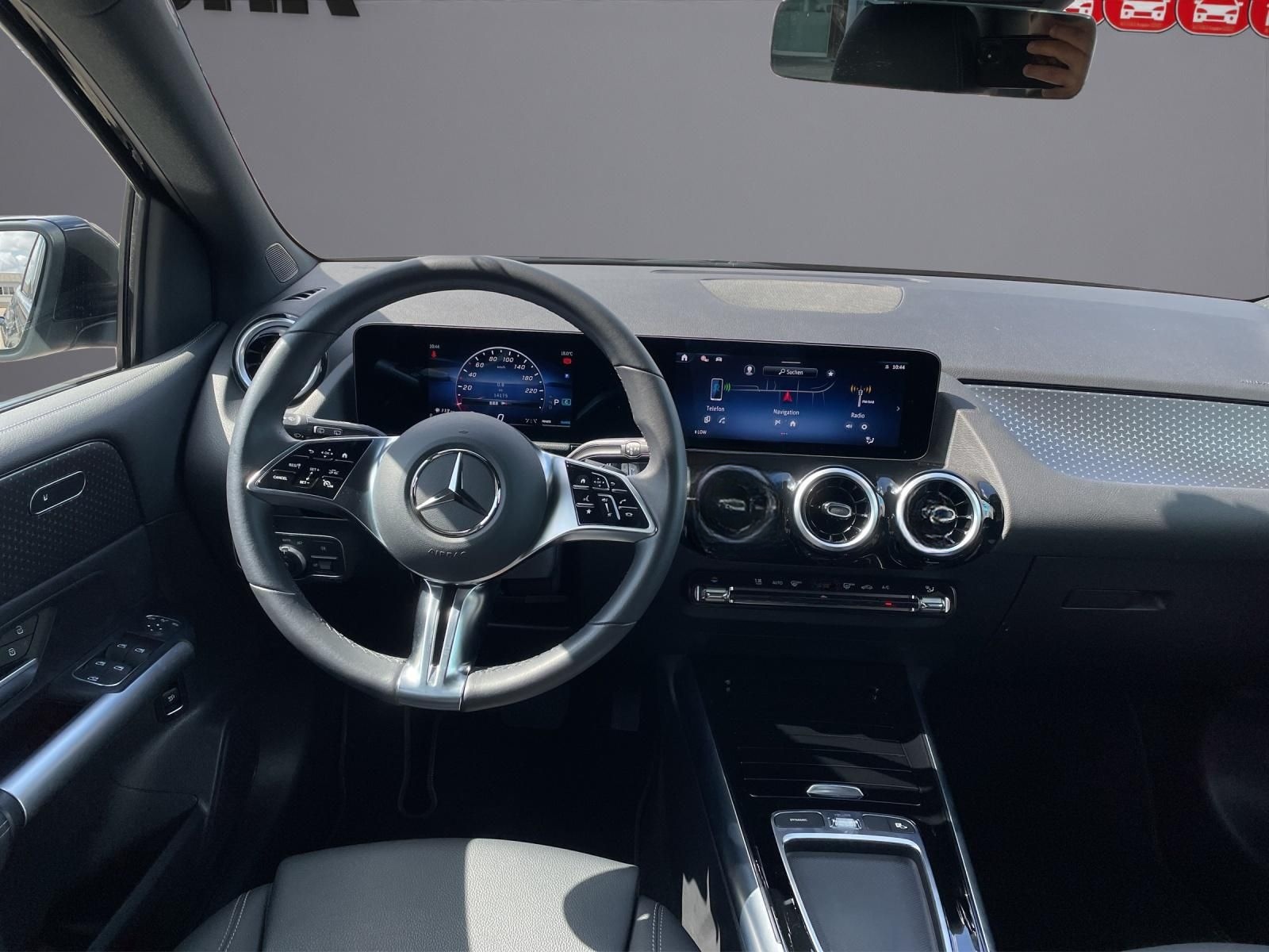 Mercedes-Benz B 180 1.3 CGI DCT *Navi/LED/PDC/RFK/SHZ* foto 13