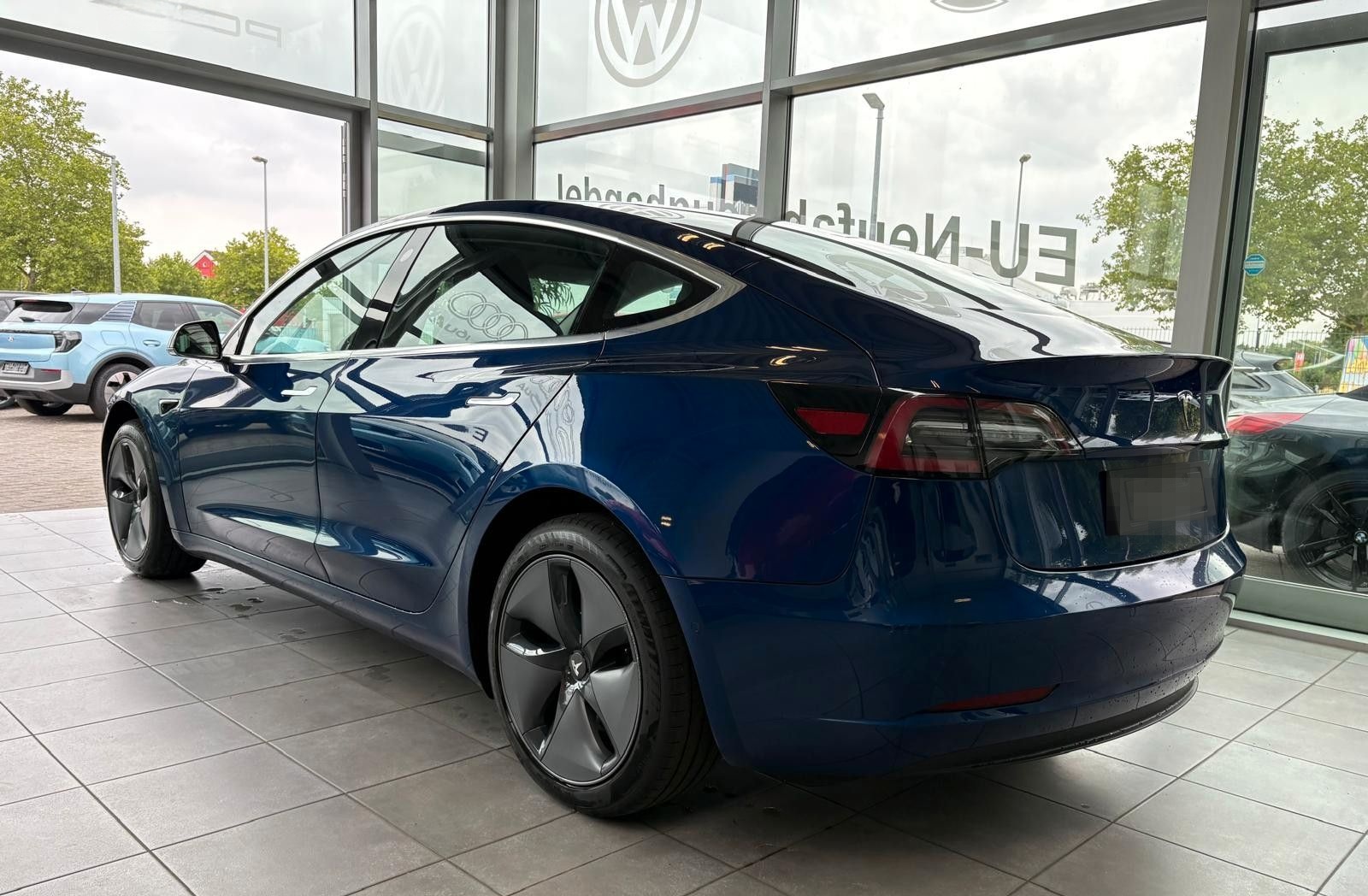 Tesla Model 3 Standard Range Plus RWD foto 4