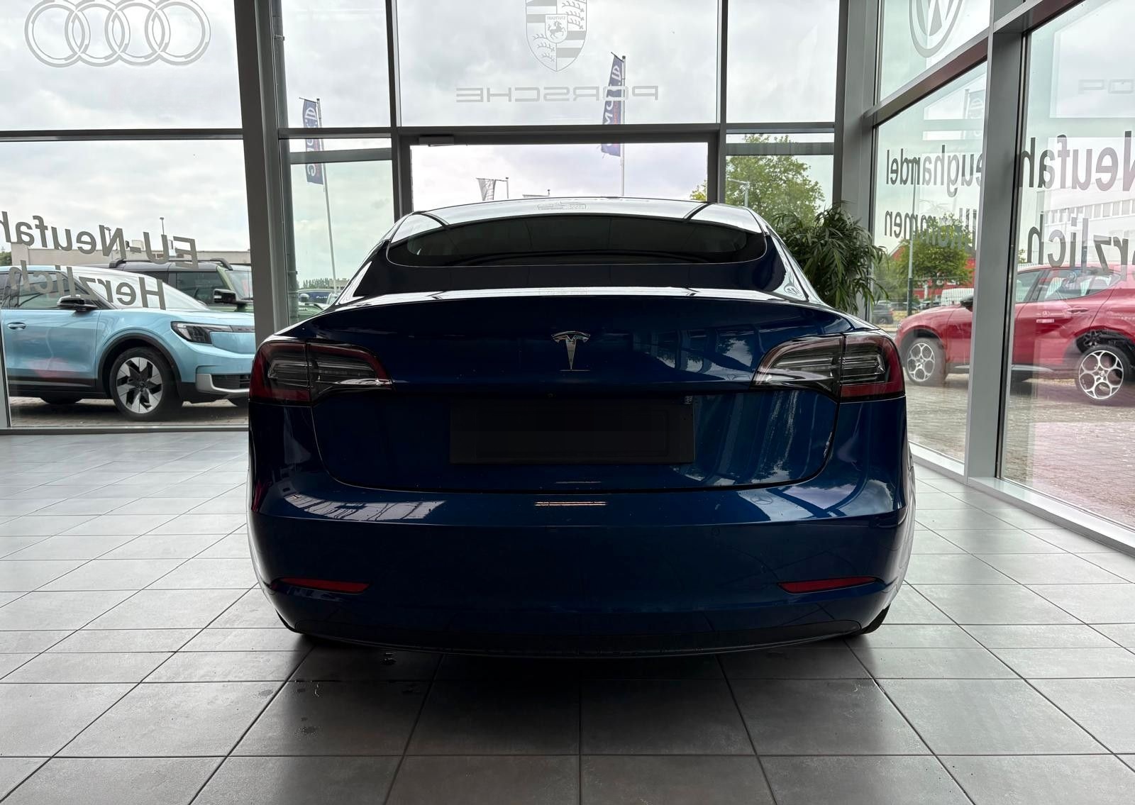 Tesla Model 3 Standard Range Plus RWD foto 5