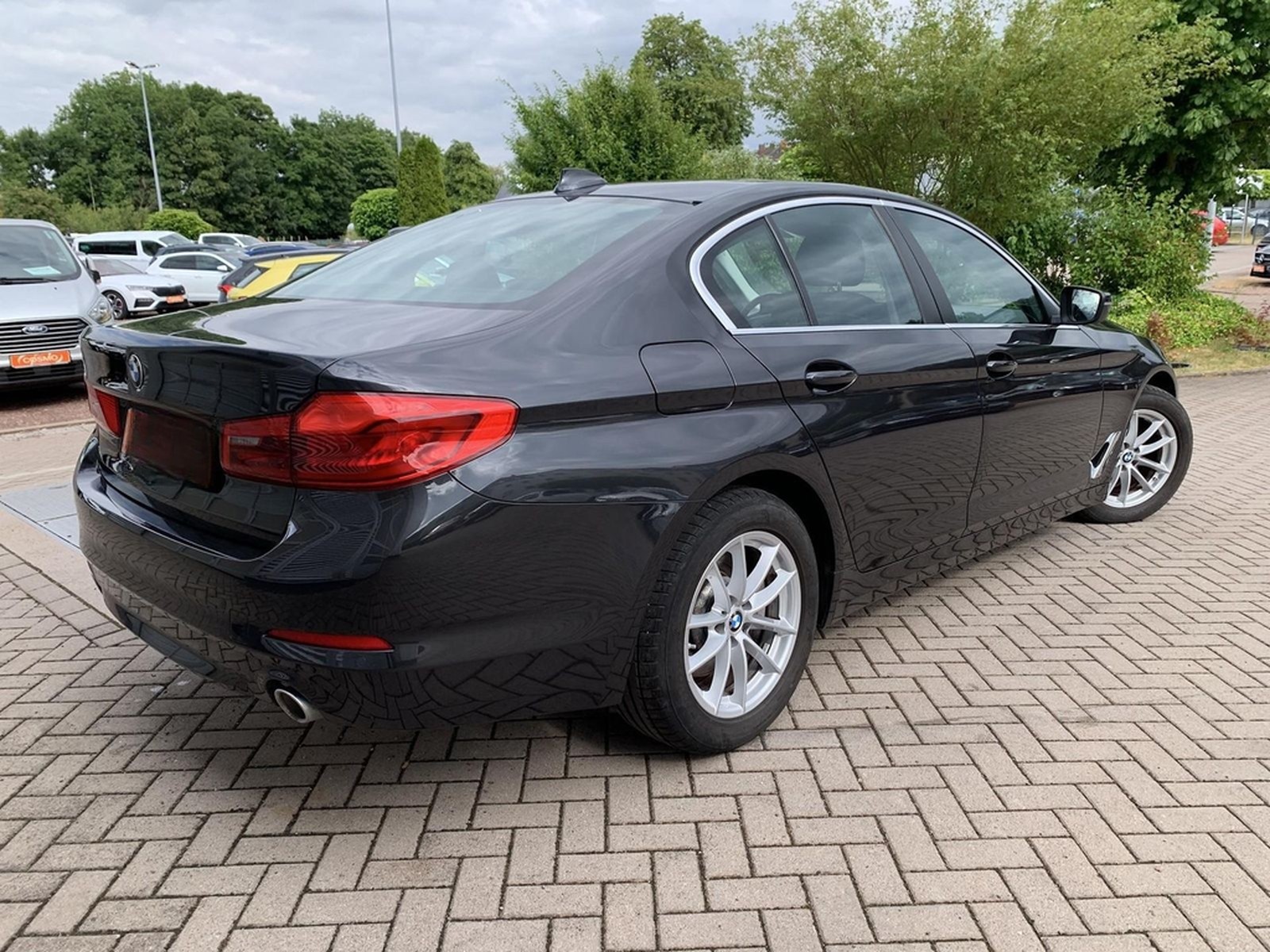 BMW 520i Limousine Voll-LED+Navi+Klimaaut+Sitzhzg foto 5