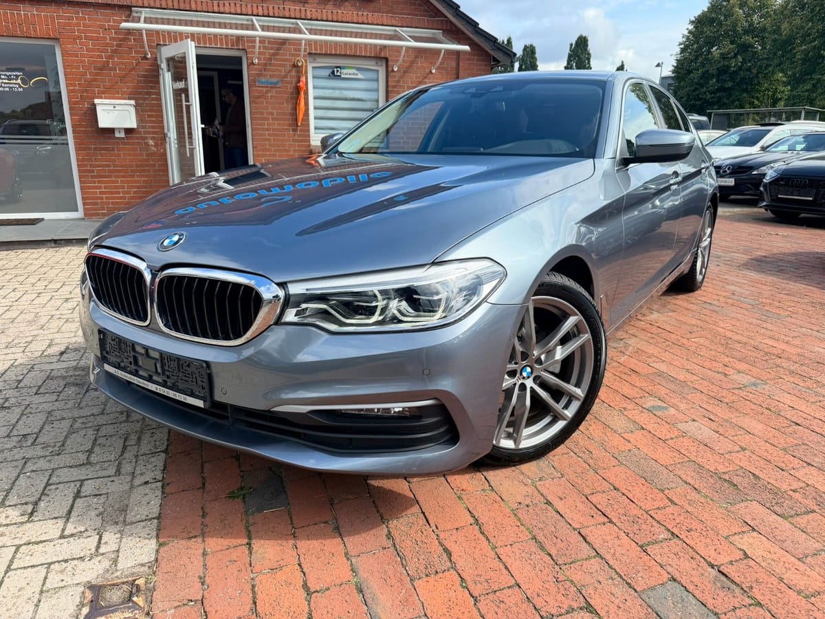 BMW 520 i SPORTLINE Lim. CAM SZH TMP LED SCHIEBEDACH