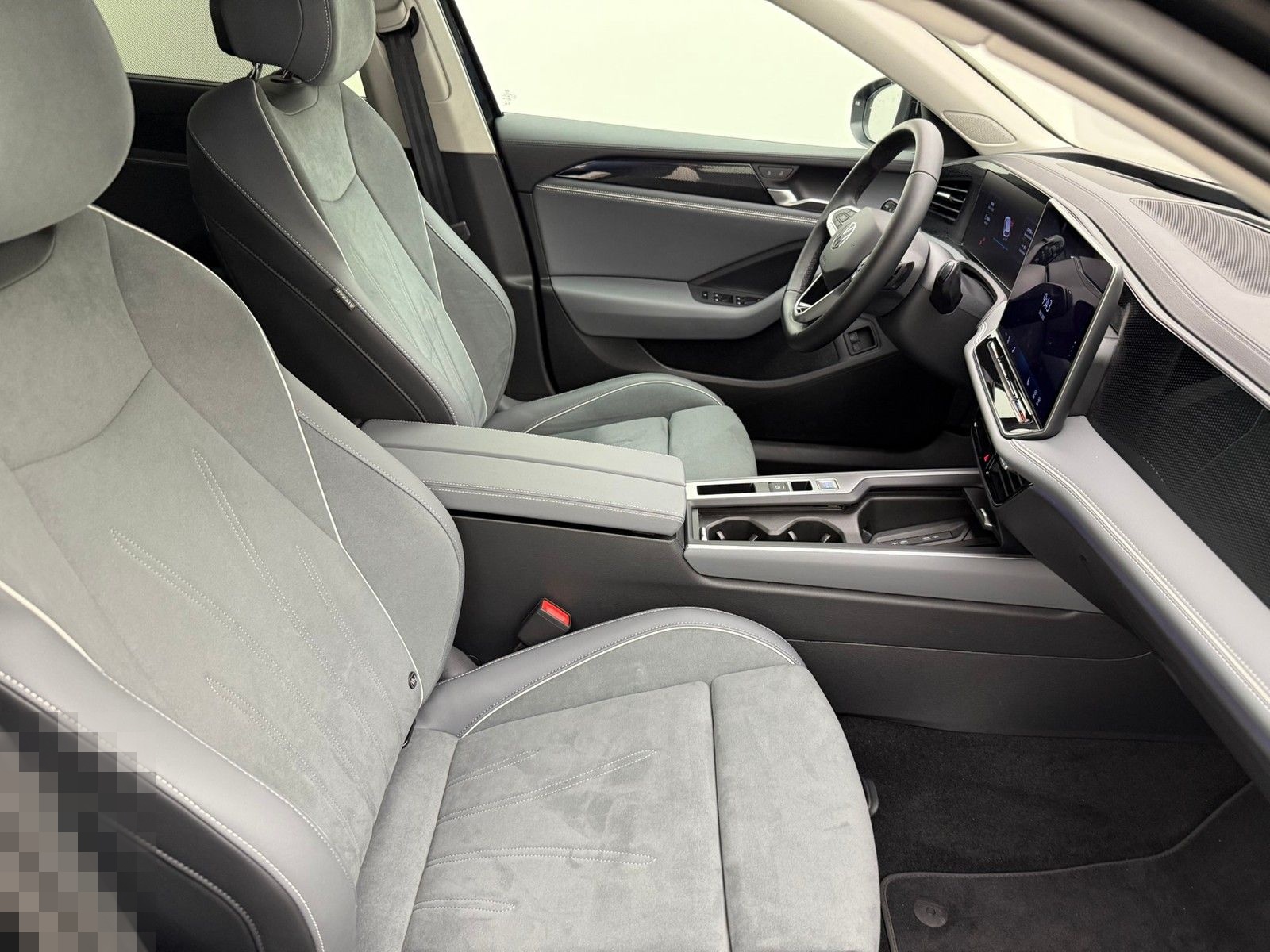 Volkswagen Passat Variant PA 1.5 eHybrid DSG BusinessKomfor foto 3