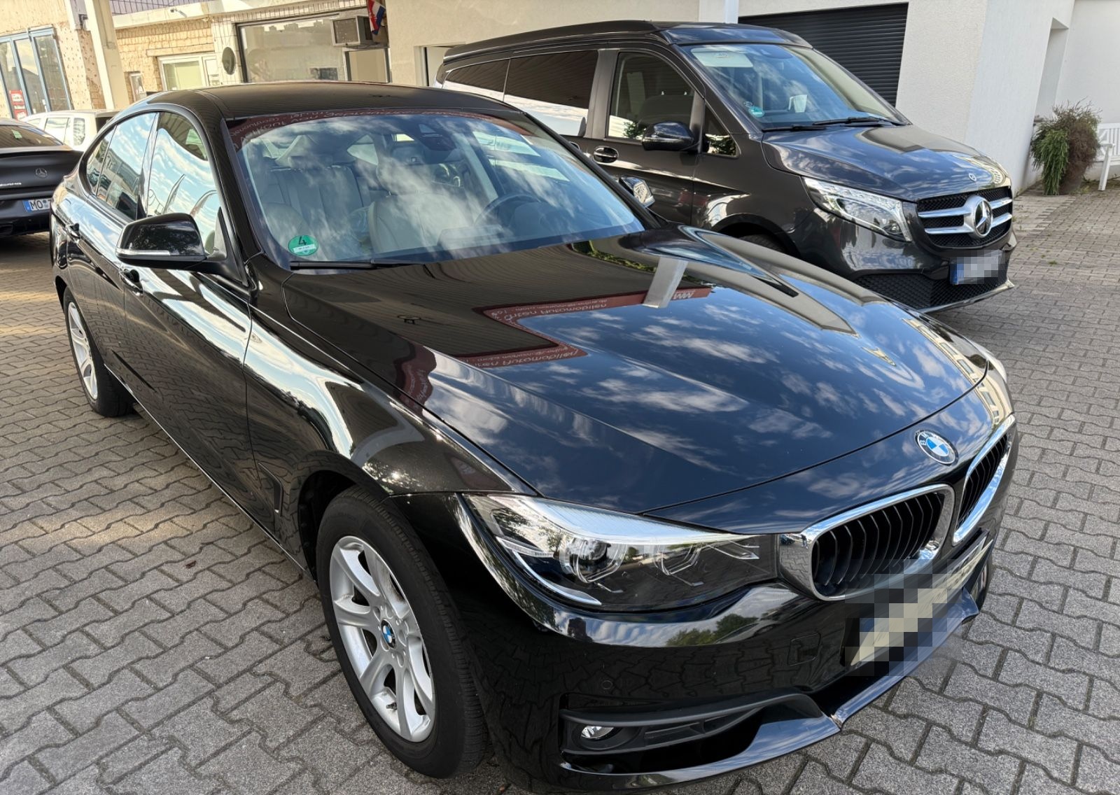 BMW 3 Gran Turismo 320 i xDrive Advantage foto 4