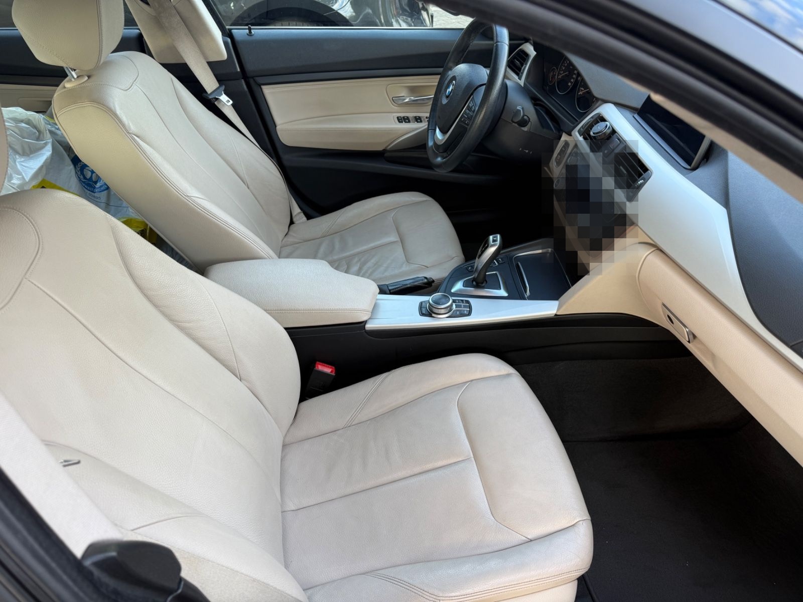 BMW 3 Gran Turismo 320 i xDrive Advantage foto 9