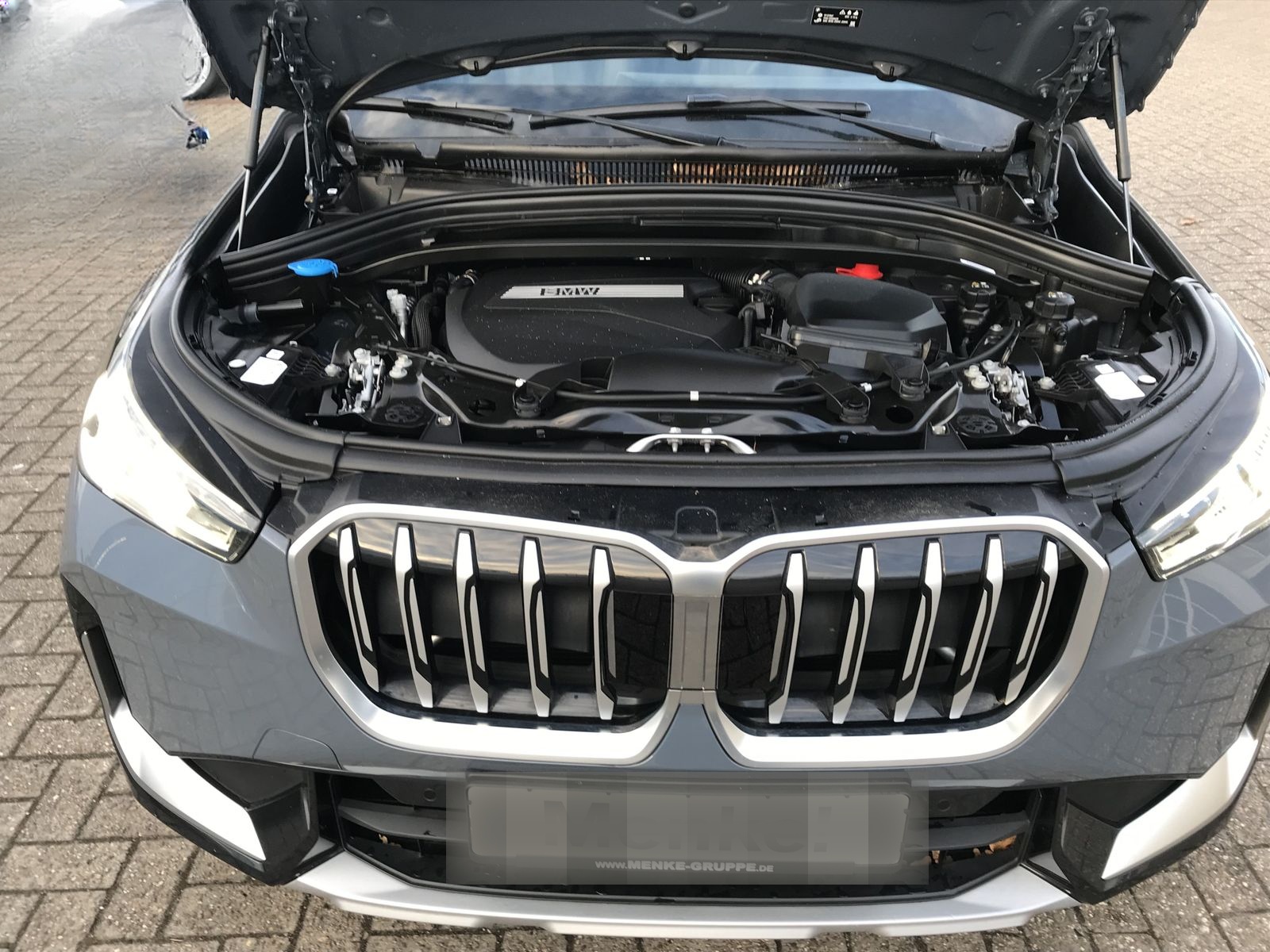 BMW X1 xDrive23d DAB LED RFK AHK el. Sitze PDC foto 22