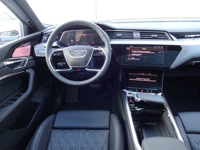 Audi e-tron Sportback S line 50 ACC HUD B&O MATRIX NA foto 4