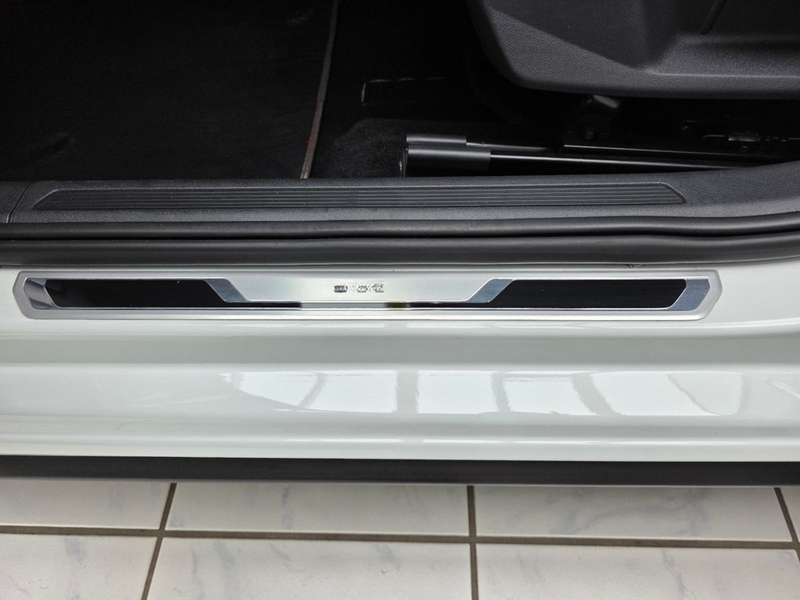 Volkswagen Polo VI GTI AppConnect Navigation Rückfahrkamera foto 14