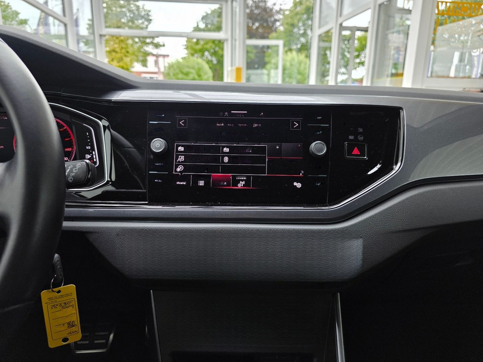 Volkswagen Polo VI GTI AppConnect Navigation Rückfahrkamera foto 27