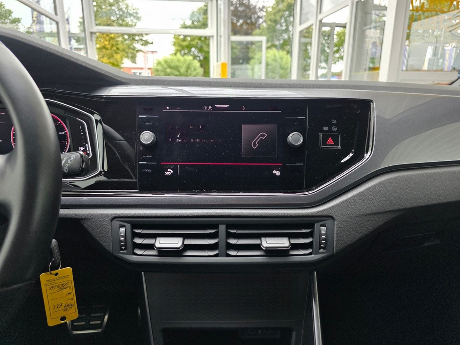 Volkswagen Polo VI GTI AppConnect Navigation Rückfahrkamera foto 28