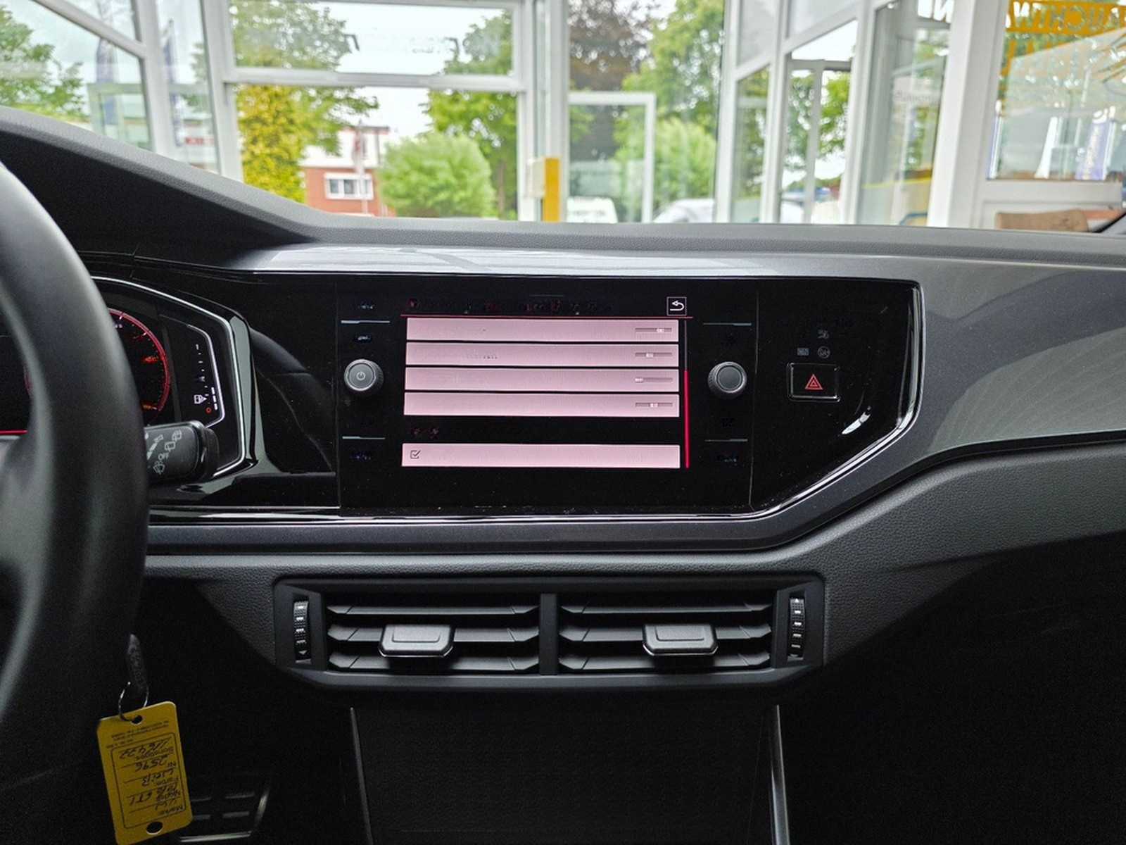 Volkswagen Polo VI GTI AppConnect Navigation Rückfahrkamera foto 34