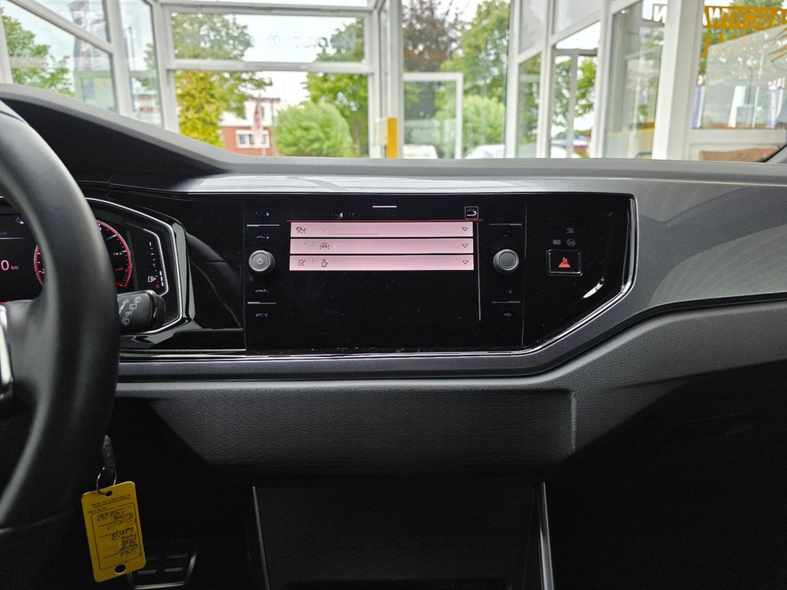 Volkswagen Polo VI GTI AppConnect Navigation Rückfahrkamera foto 36