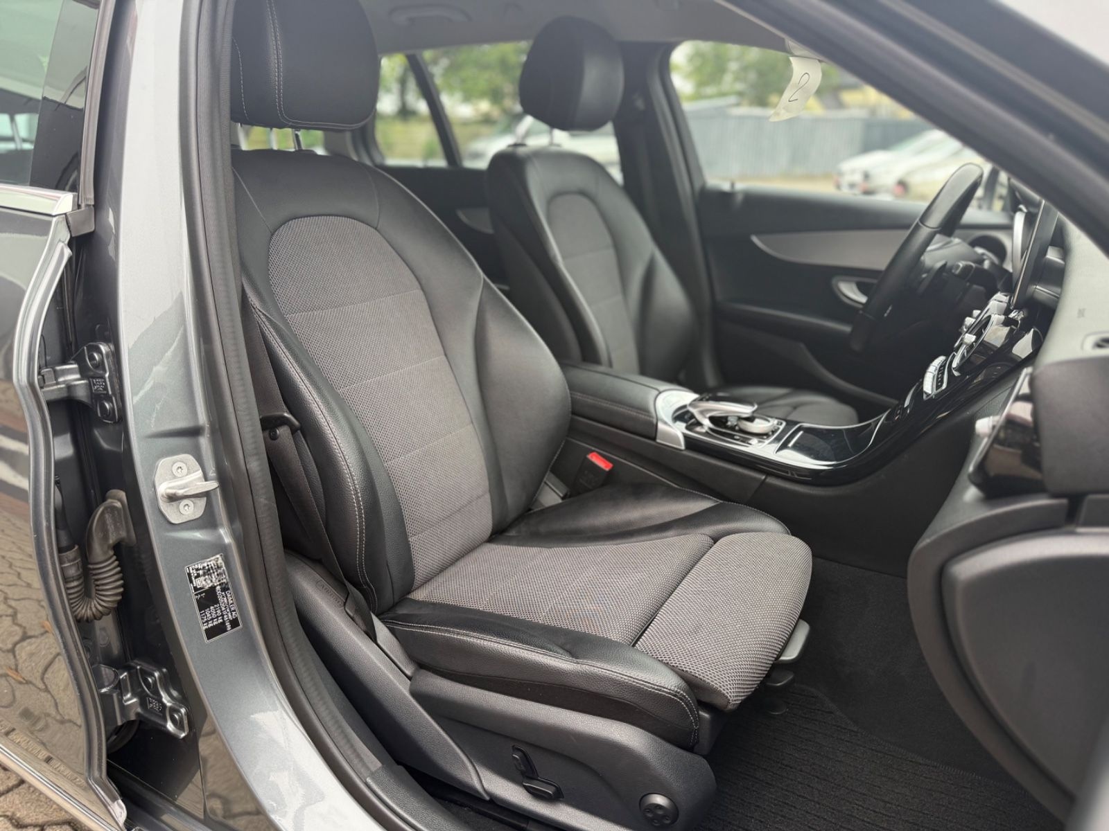 Mercedes-Benz C 220 T-Modell Avantgarde Automatik Navi Tempoma foto 20