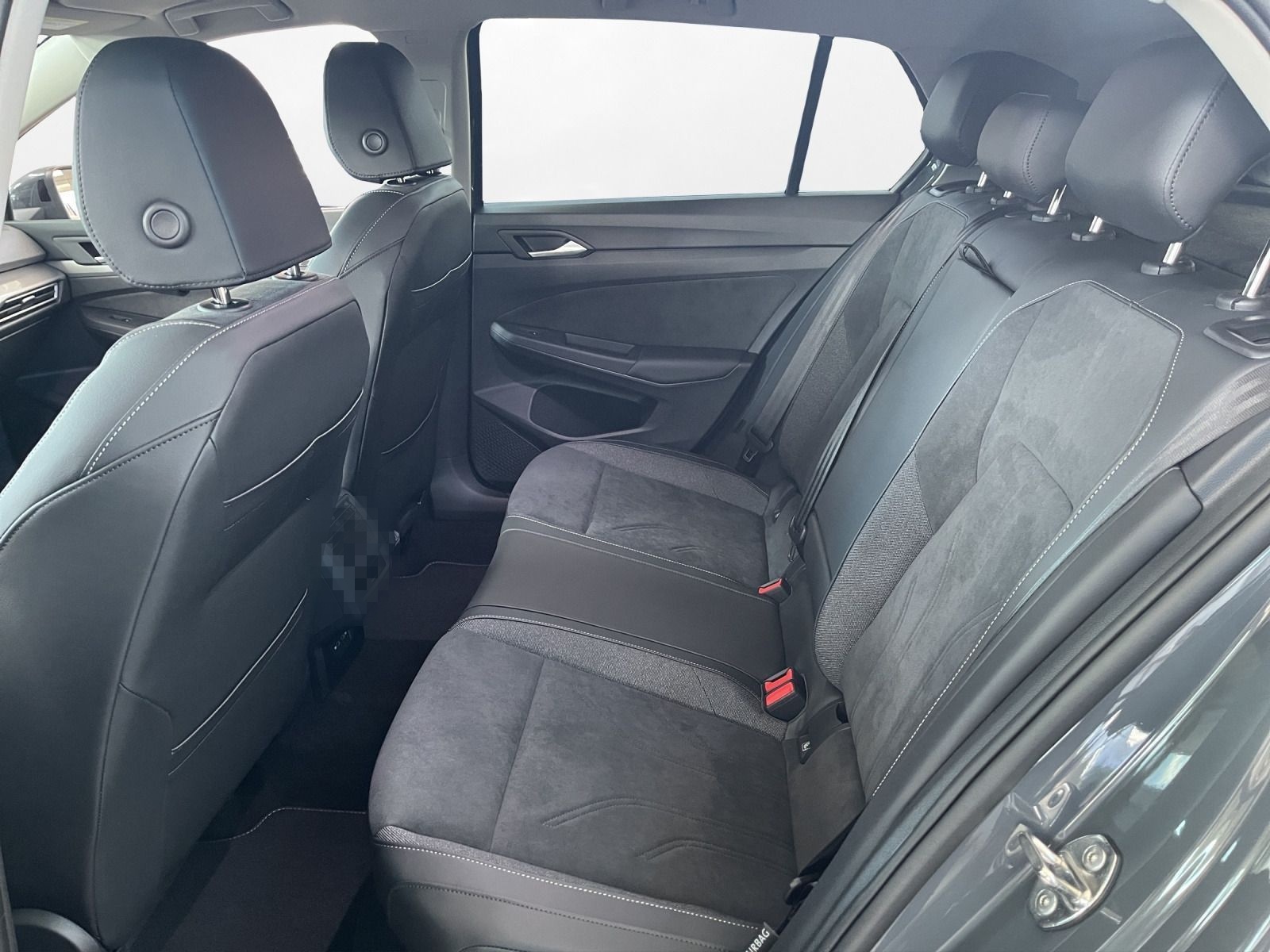 Volkswagen Golf Style TDI 150 PS | AHZV | HUD | Navi uvm. foto 4