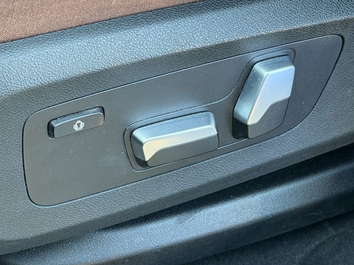 BMW X6 xDrive40d M-Sport HUD/LASER 2 JAHRE GARANTIE foto 11