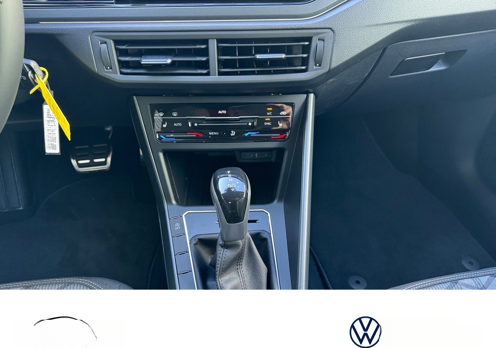 Volkswagen Taigo R-Line 1.5 TSI DSG AHK+NAVI+KAMERA foto 10