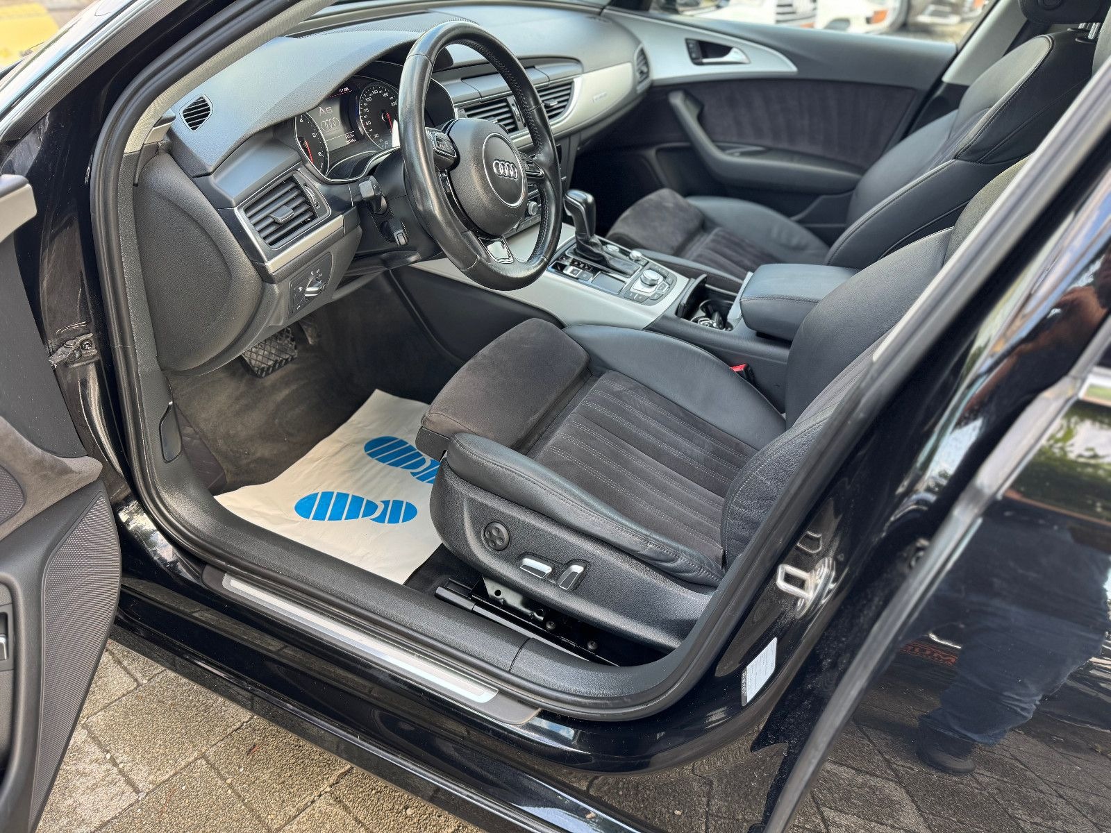 Audi A6 Avant 3.0 TDI clean diesel quattro foto 12