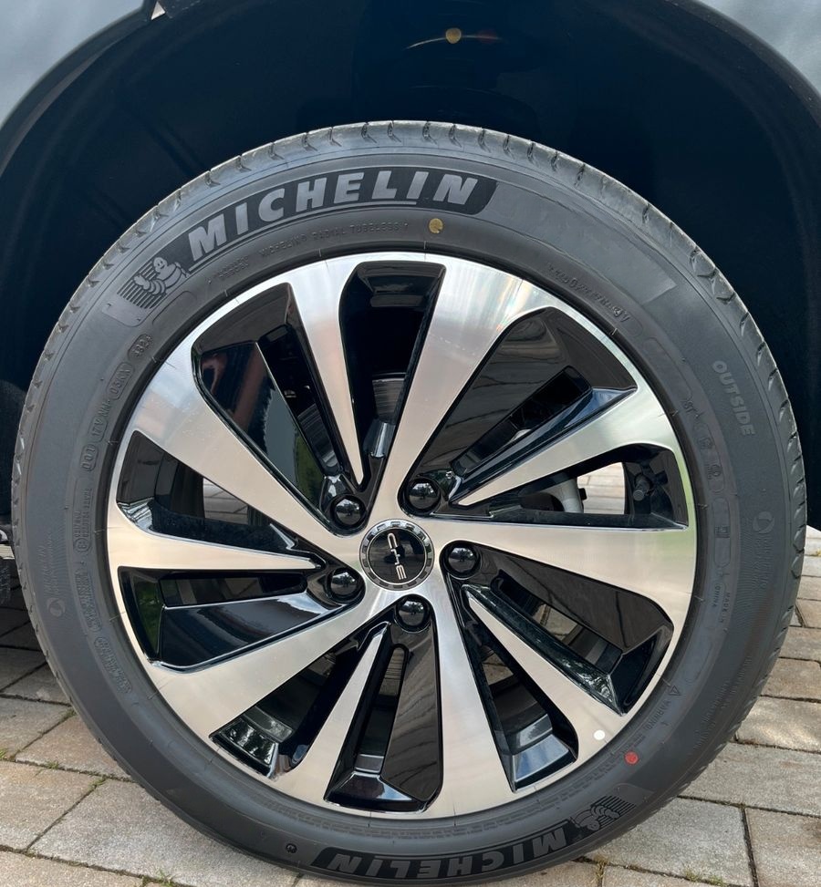 BYD SEAL U 1.5 DM-i 26,6 kWh Comfort ACC Pano foto 11