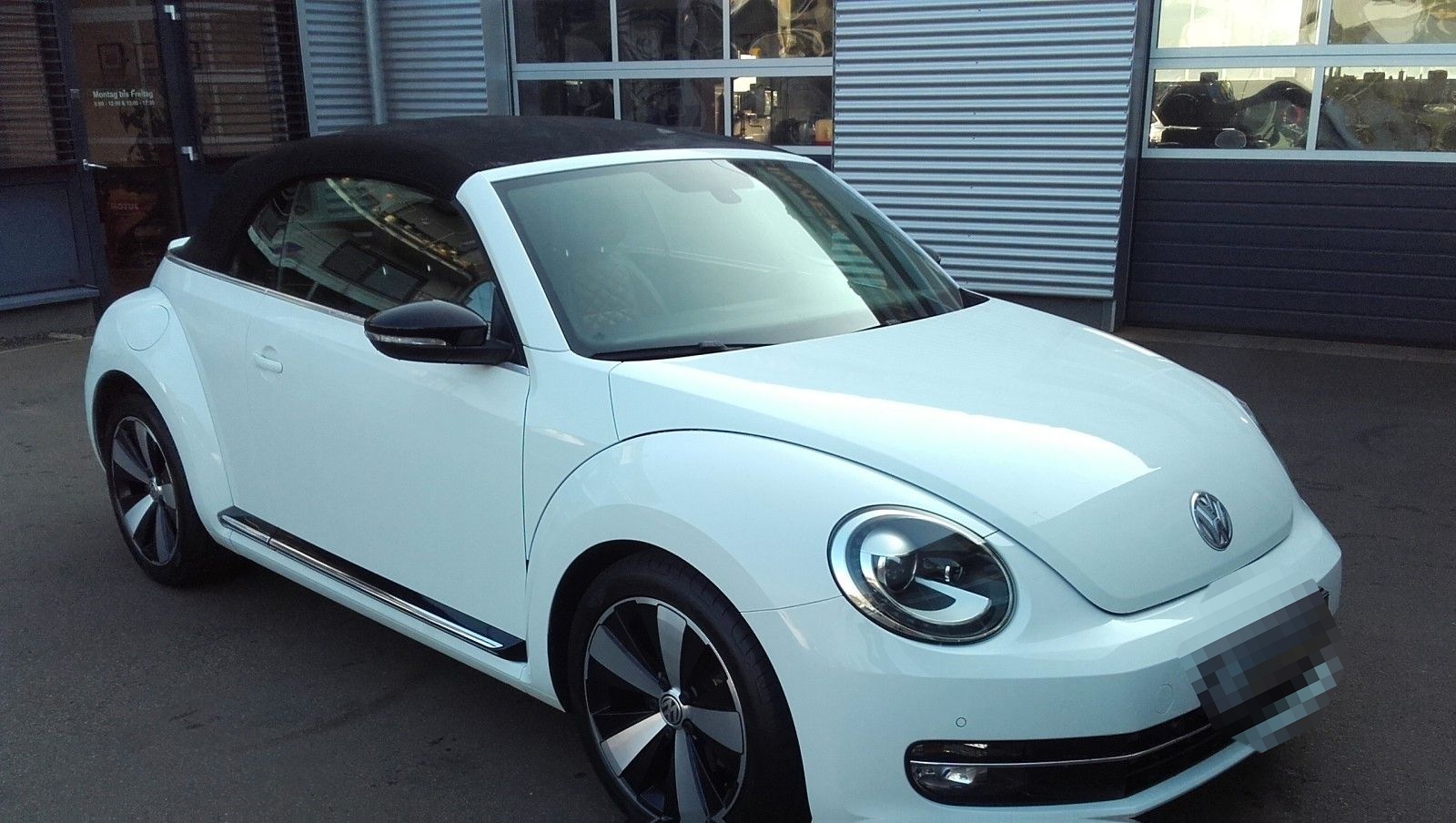 Volkswagen Beetle Cabriolet Exclusive Sport foto 2