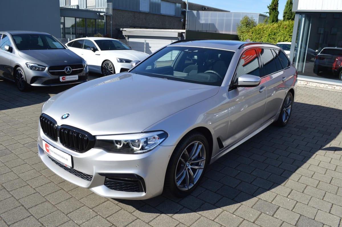 BMW 530d M Sport Virtual Kamera Pano.Dach AHK Navi foto 2