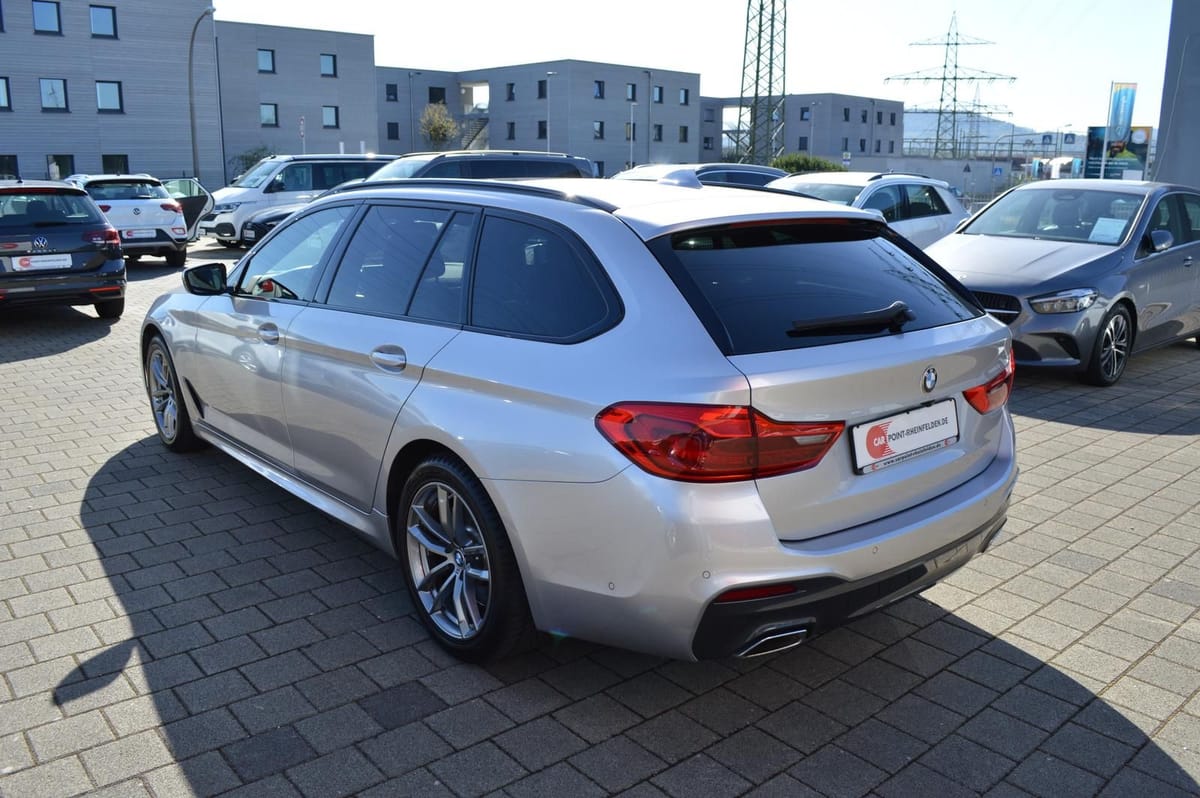 BMW 530d M Sport Virtual Kamera Pano.Dach AHK Navi foto 4