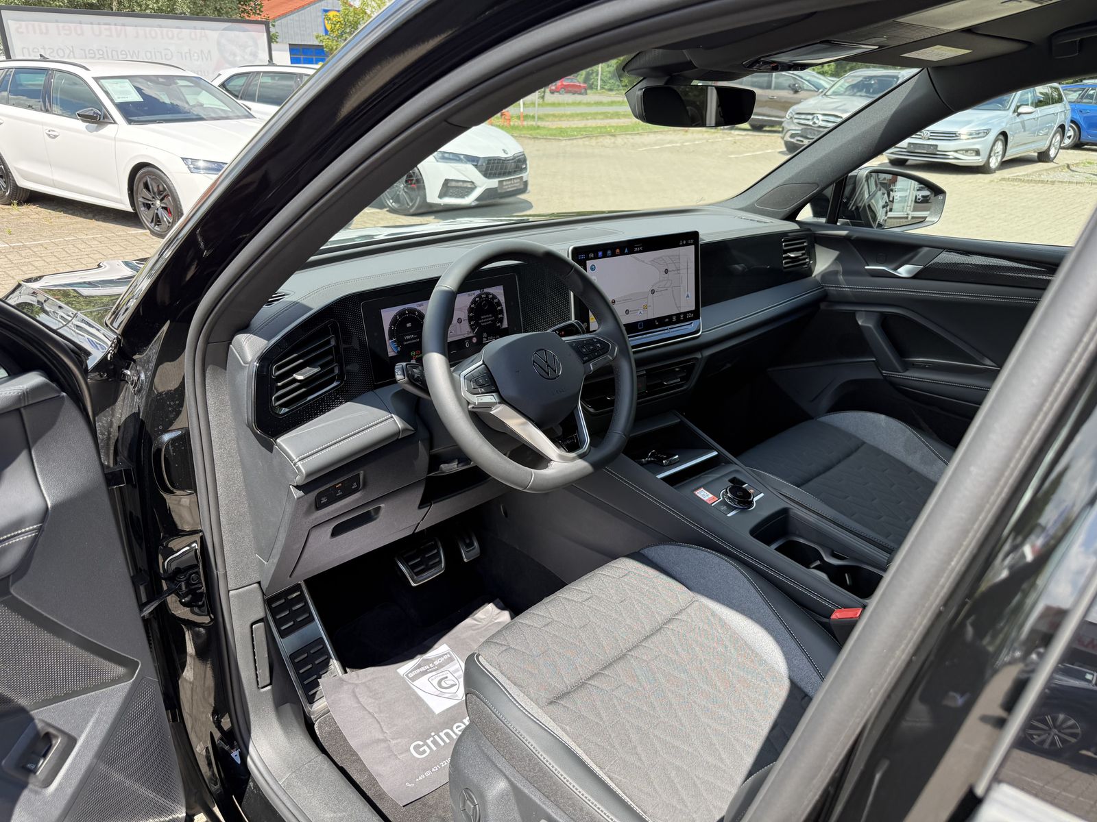 Volkswagen Tiguan 1.5 eTSI Goal,360°,Matrix,AHK,IQ-Drive foto 11