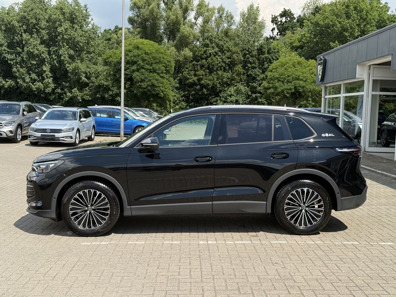 Volkswagen Tiguan 1.5 eTSI Goal,360°,Matrix,AHK,IQ-Drive foto 18