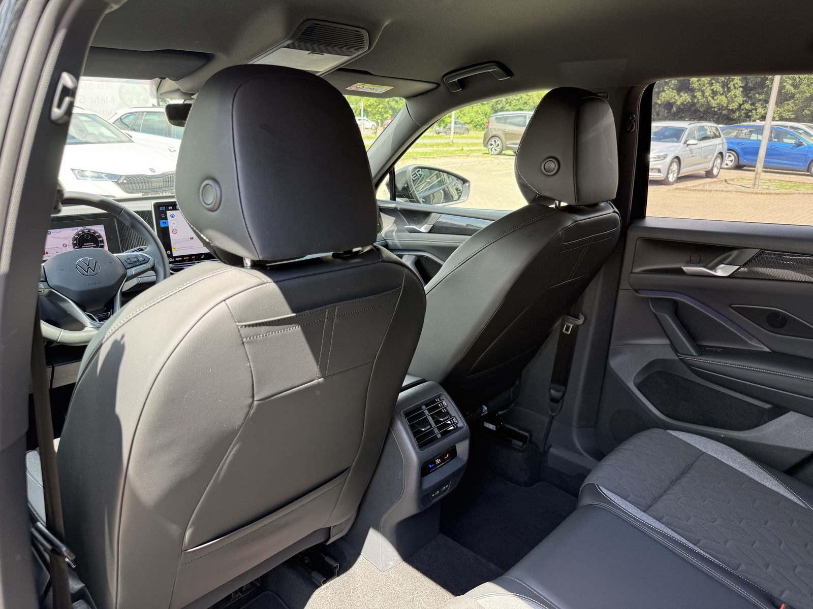 Volkswagen Tiguan 1.5 eTSI Goal,360°,Matrix,AHK,IQ-Drive foto 6