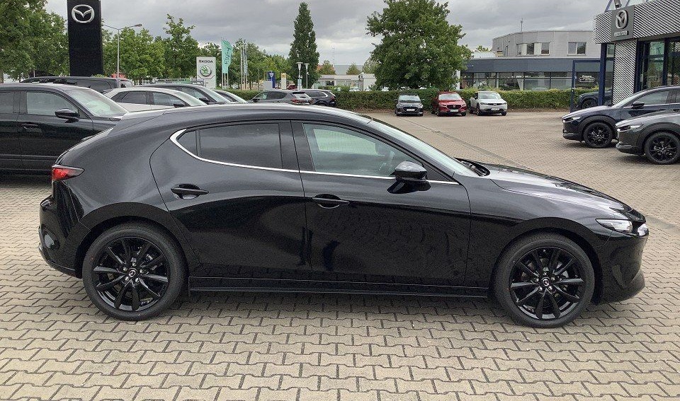 Mazda 3 2.5L e-SKYACTIV G 140ps Nagisa foto 2