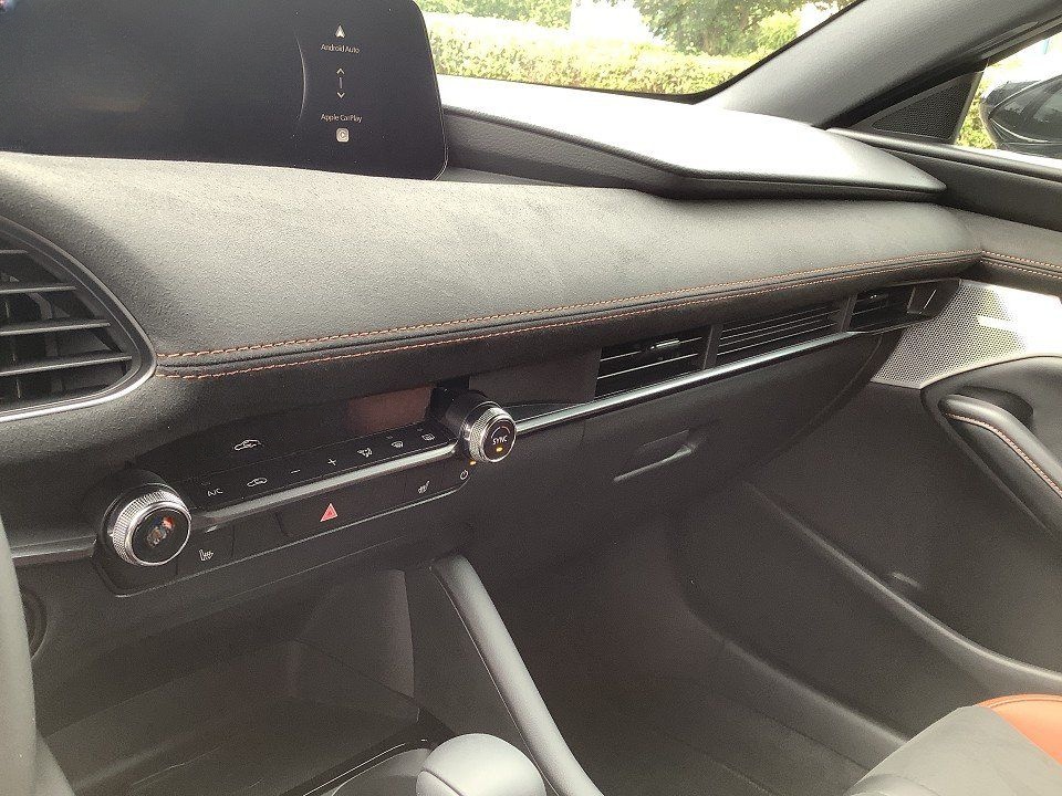 Mazda 3 2.5L e-SKYACTIV G 140ps Nagisa foto 18
