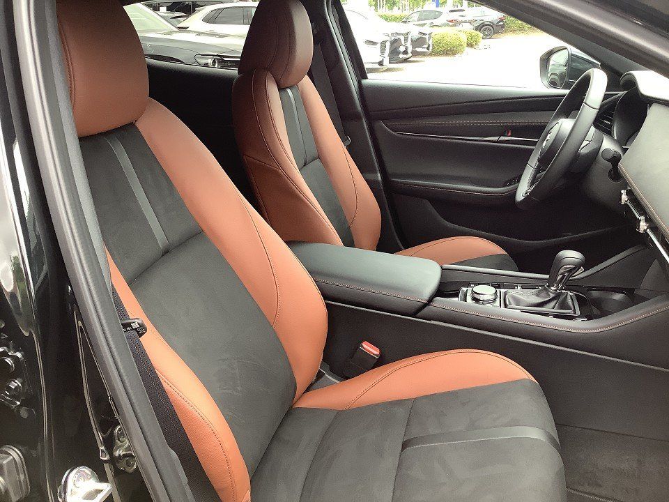 Mazda 3 2.5L e-SKYACTIV G 140ps Nagisa foto 19