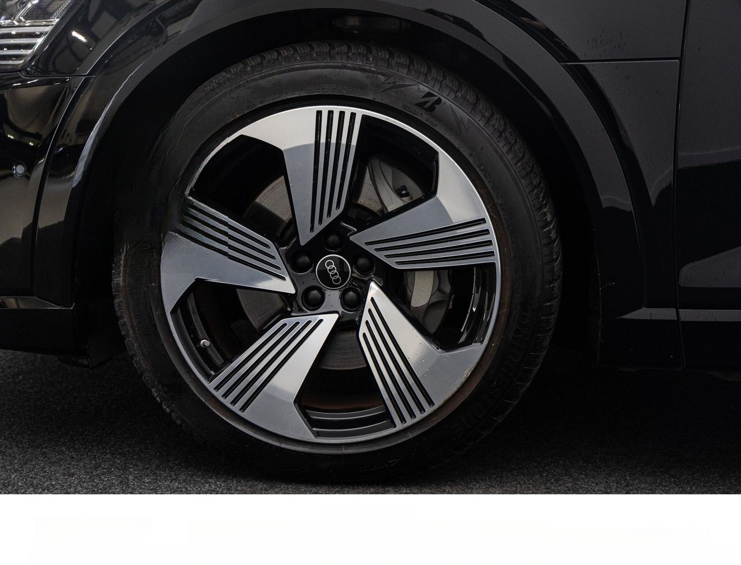 Audi E-TRON SPORTBACK 55 S LINE BLACK/21Z./MATRIX/ACC foto 12