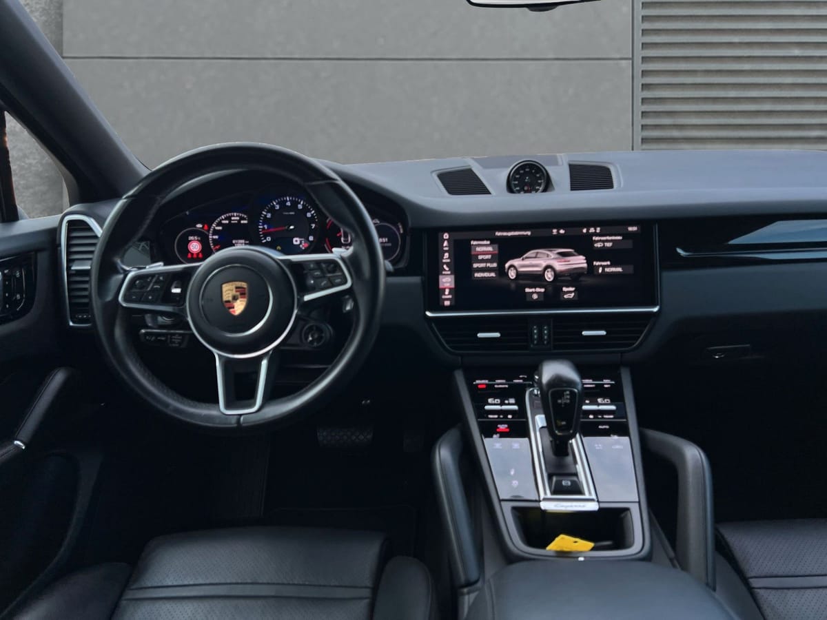 Porsche Cayenne Coupe Sport-Chrono Luftf. Pano LED foto 11