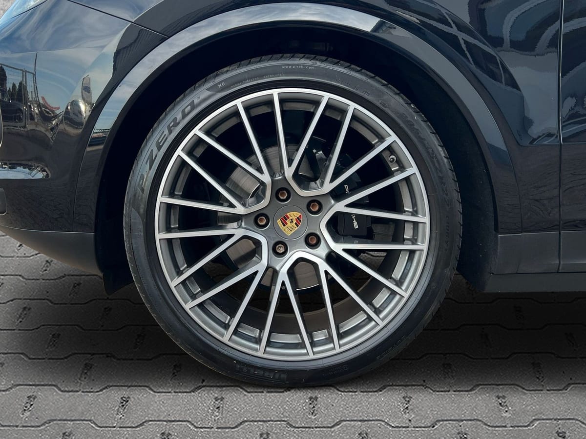 Porsche Cayenne Coupe Sport-Chrono Luftf. Pano LED foto 17