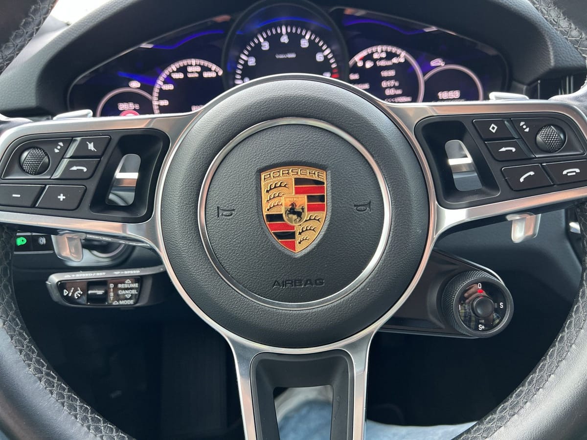 Porsche Cayenne Coupe Sport-Chrono Luftf. Pano LED foto 24