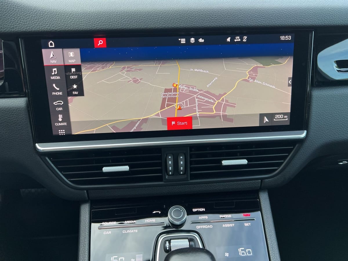 Porsche Cayenne Coupe Sport-Chrono Luftf. Pano LED foto 25