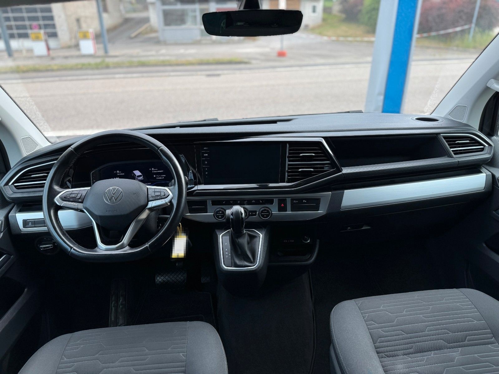 Volkswagen T6.1 Multivan Comfortline 4Motion 6-Sitzer StHzg foto 11