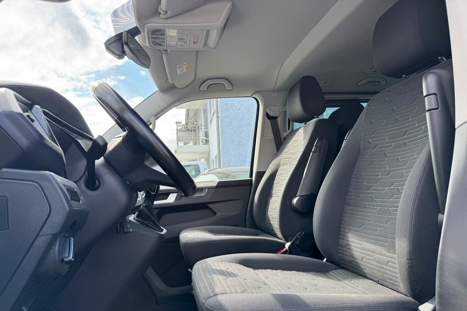 Volkswagen T6.1 Multivan Comfortline 4Motion 6-Sitzer StHzg foto 20