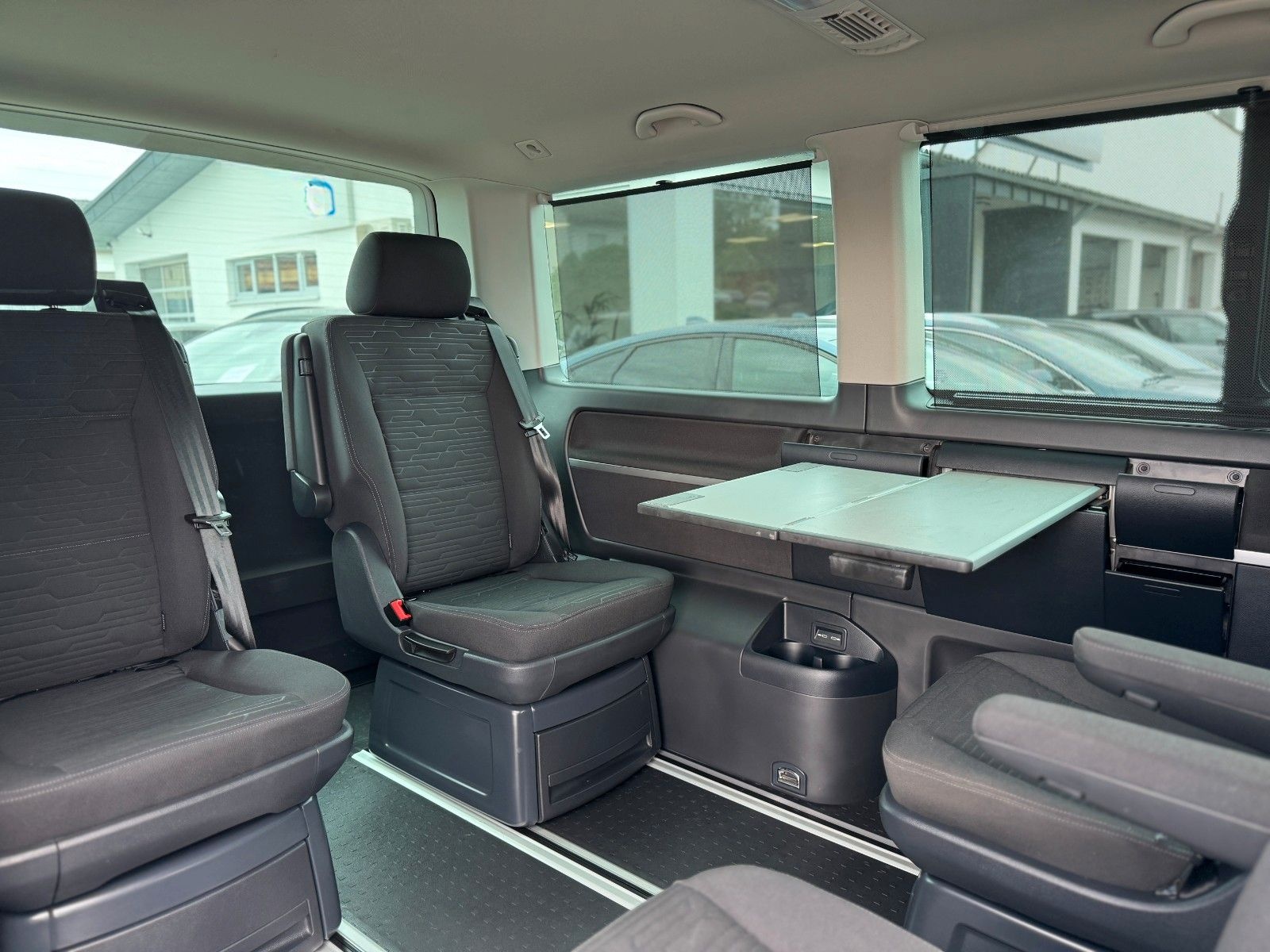 Volkswagen T6.1 Multivan Comfortline 4Motion 6-Sitzer StHzg foto 23